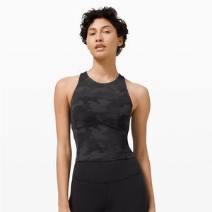 lululemon camo key to balance top